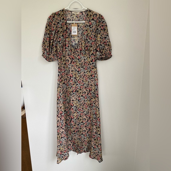 BNWT Sessun Silk Dress M - Picture 6 of 12